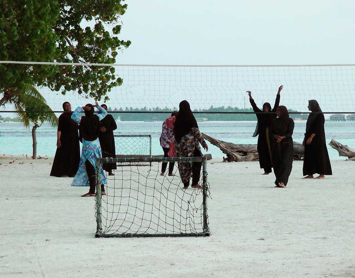maldives beach volleyball